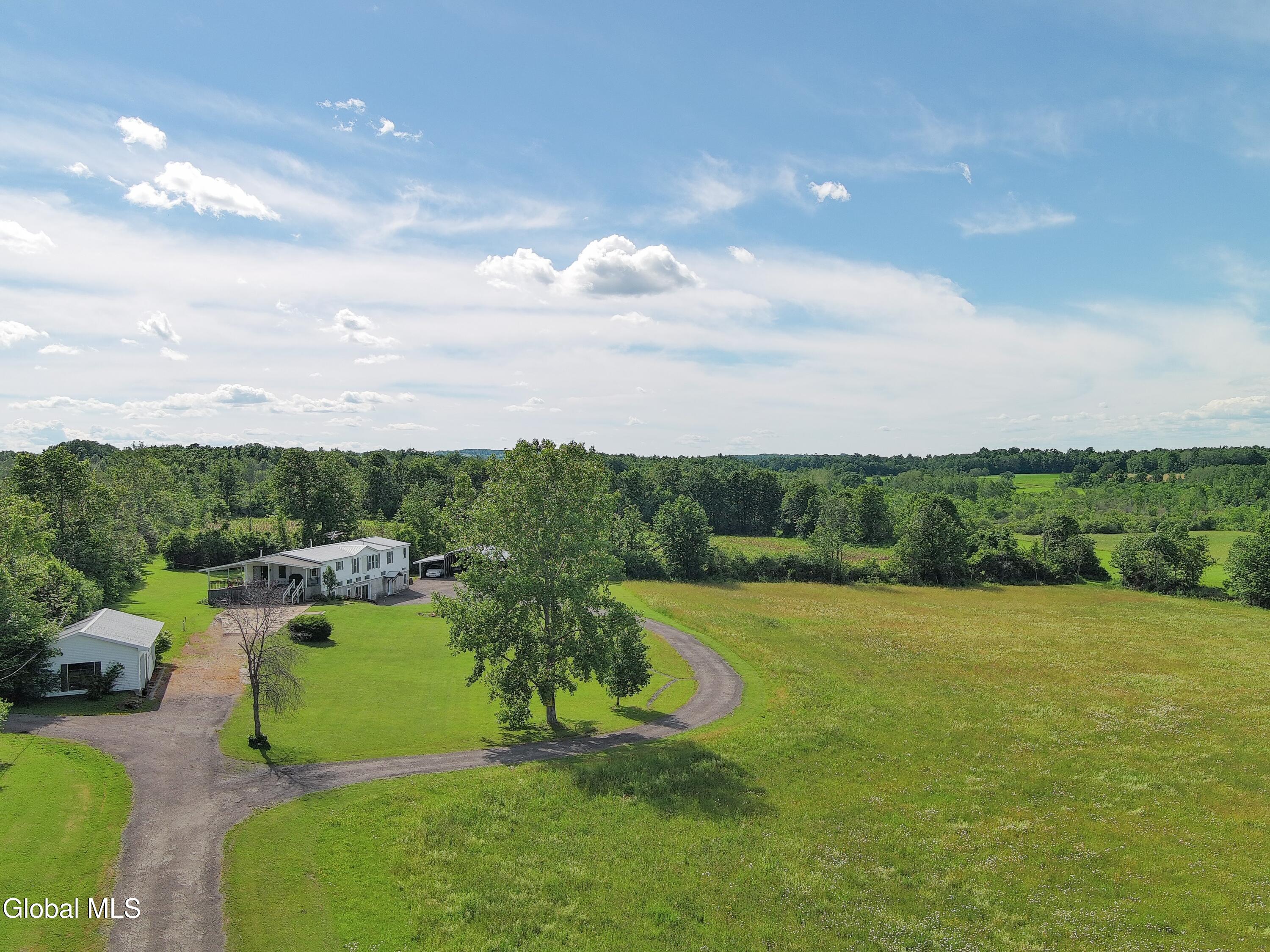 204 Devenpeck Road Root, NY 13317 - Photo 5 of 77 3b