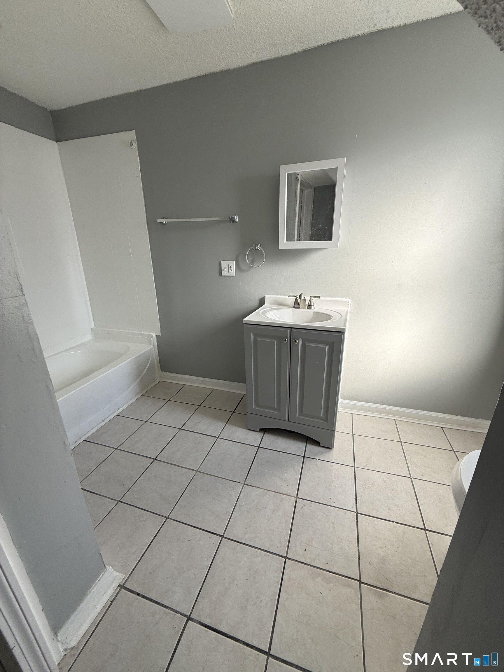 74 Branch Street Waterbury, CT 06704 - Photo 3 of 8