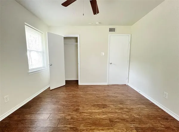 $1,695 | 114 South Manor Court, Sanger, TX 76266