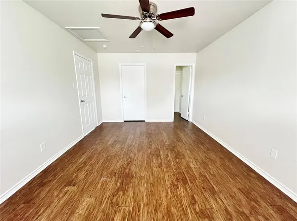 $1,695 | 114 South Manor Court, Sanger, TX 76266