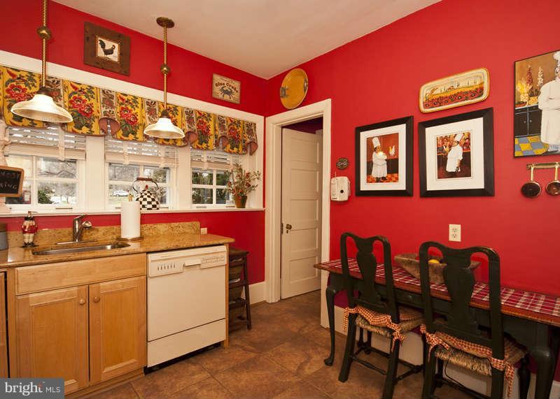 227 Chancery Road Baltimore, MD 21218 - Photo 8 of 30 Kitchen