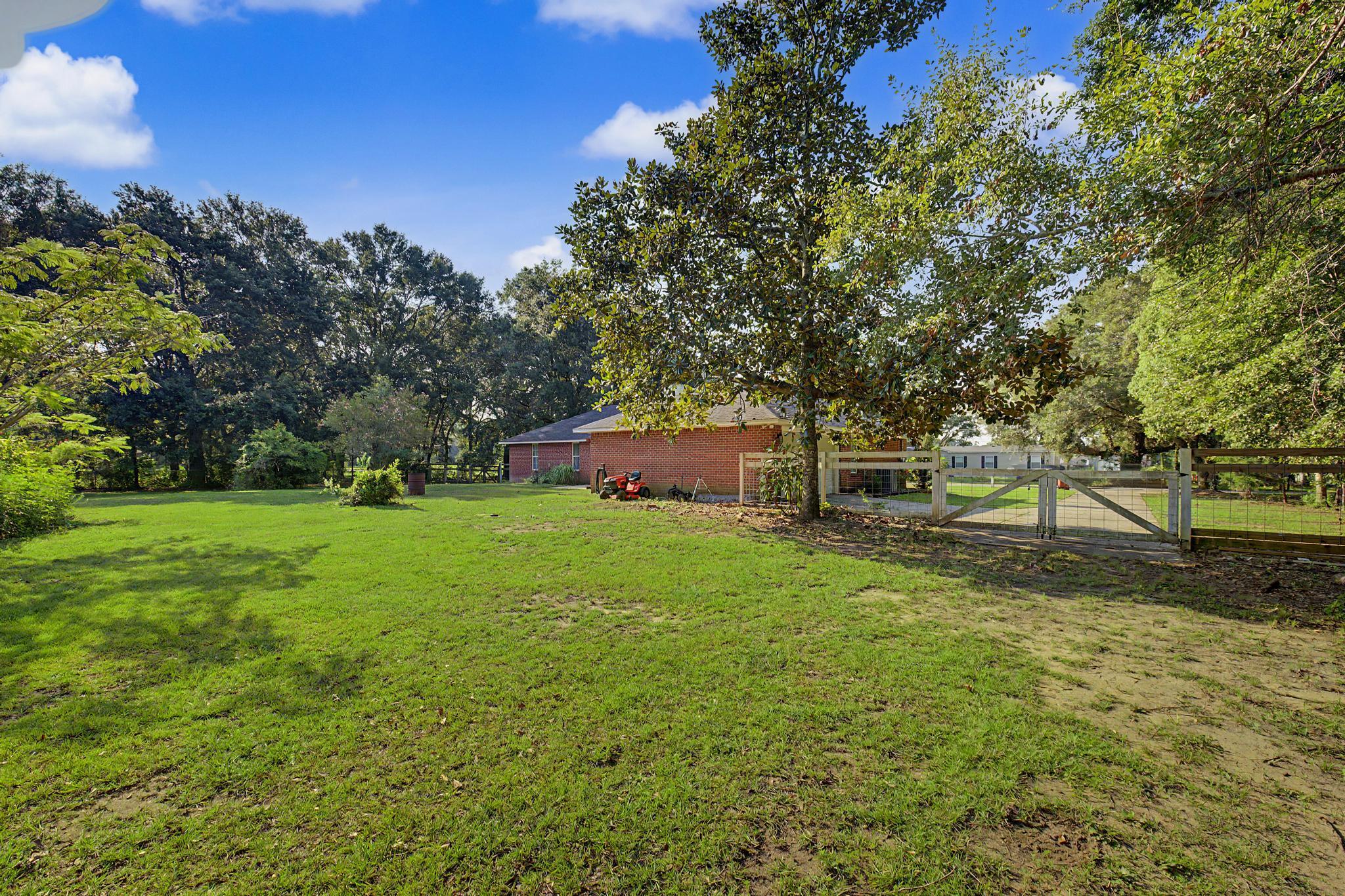 3516 Gardenview Road Pace, FL 32571 - Photo 40 of 58 Gallery Image 40