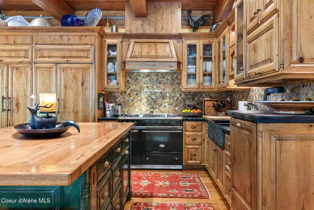 $6,985,000 | 10351 North Gibson Road, Hayden, ID 83835