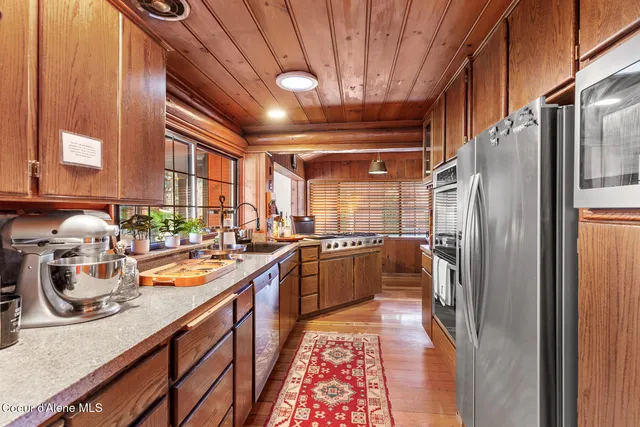 $6,985,000 | 10351 North Gibson Road, Hayden, ID 83835