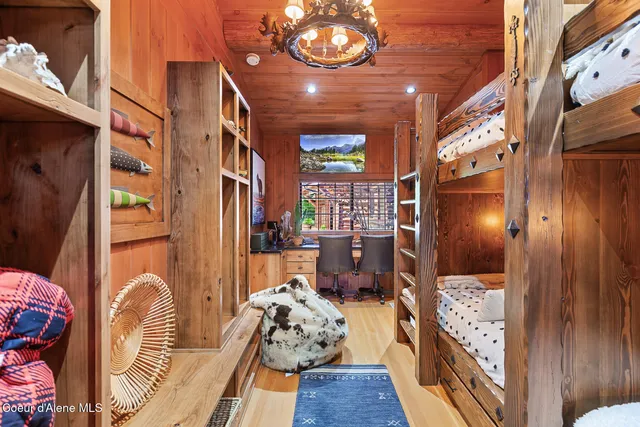 $6,985,000 | 10351 North Gibson Road, Hayden, ID 83835