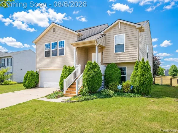 $349,900 | 3067 Elk Creek Drive, Swartz Creek, MI 48473