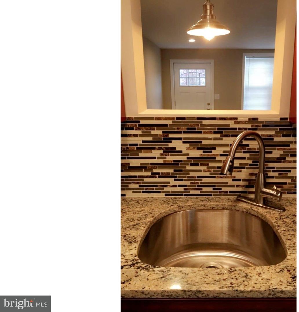 7526 Brockton Road Philadelphia, PA 19151 - Photo 4 of 23 Gallery Image 4