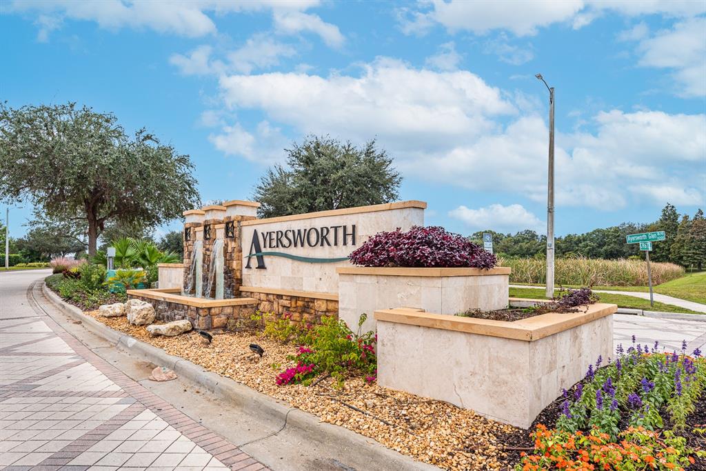 14510 Haddon Mist Drive Wimauma, FL 33598 - Photo 30 of 39 a view of a street with sitting area