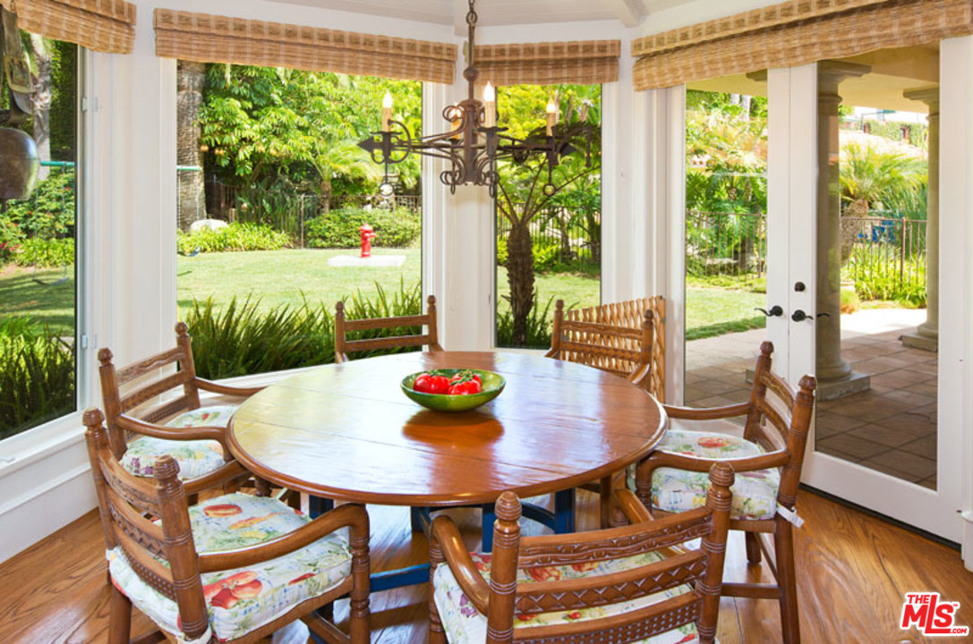 7160 Dume Drive Malibu, CA 90265 - Photo 12 of 24