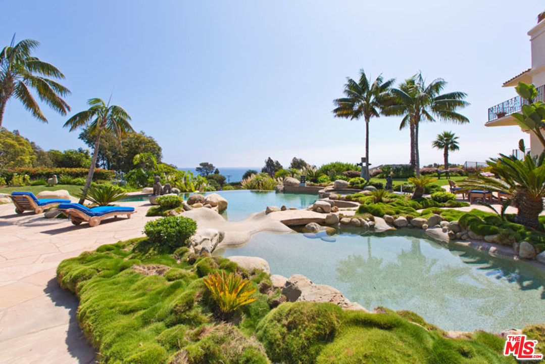 7160 Dume Drive Malibu, CA 90265 - Photo 22 of 24