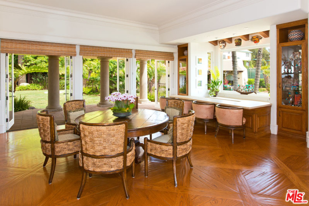 7160 Dume Drive Malibu, CA 90265 - Photo 9 of 24