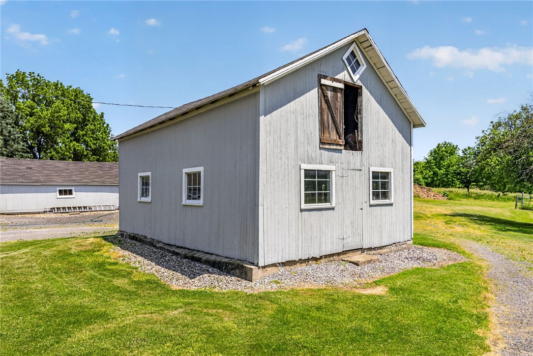 364 Island Cottage Road Greece, NY 14612 - Photo 42 of 49