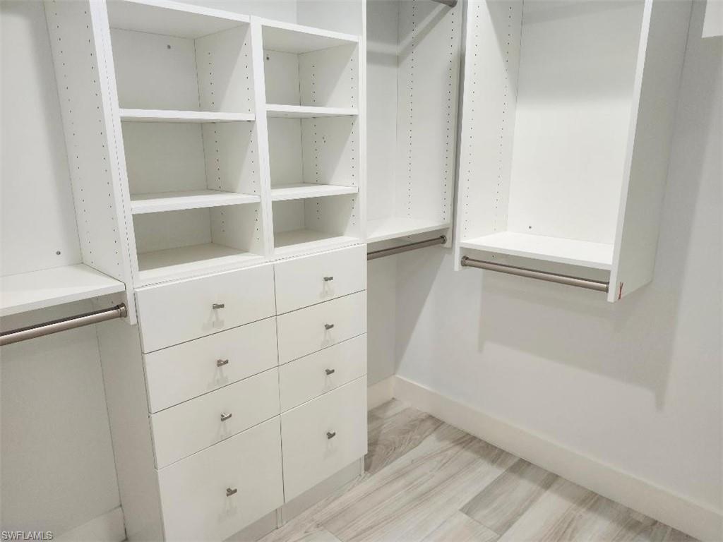 512 Raven Way Naples, FL 34110 - Photo 11 of 20 View of walk in closet