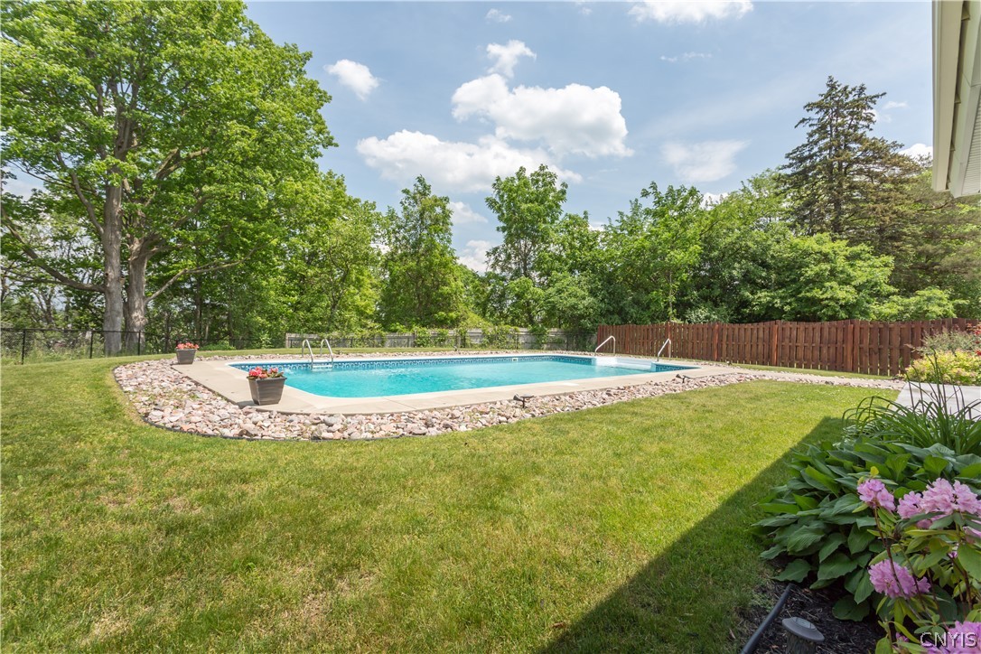 100 Windsor Drive DeWitt, NY 13214 - Photo 40 of 45