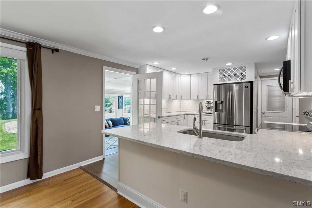 100 Windsor Drive DeWitt, NY 13214 - Photo 5 of 45