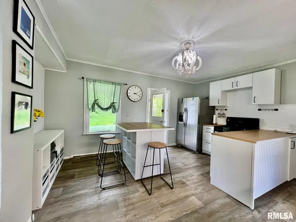 $87,000 | 10103 West Powder Mill Road, Edwards, IL 61528