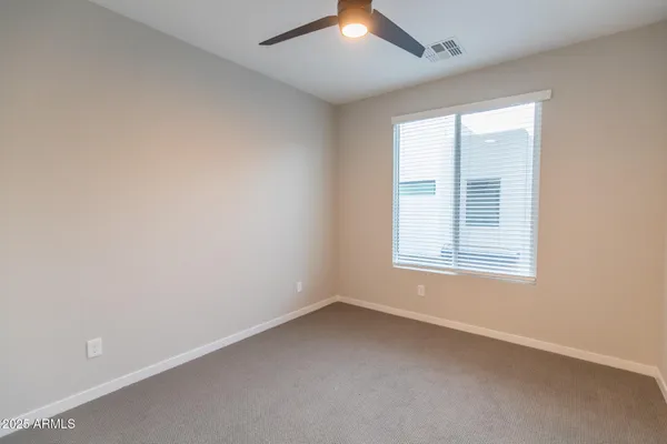 $2,695 | 901 South Smith Road, Unit 1017, Tempe, AZ 85281