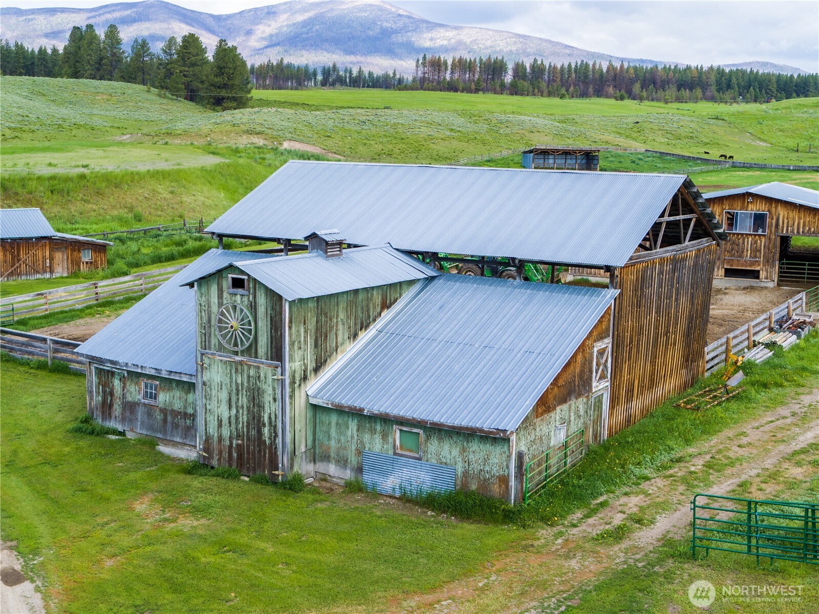 3 Summer Road Tonasket, WA 98855 - Photo 9 of 29