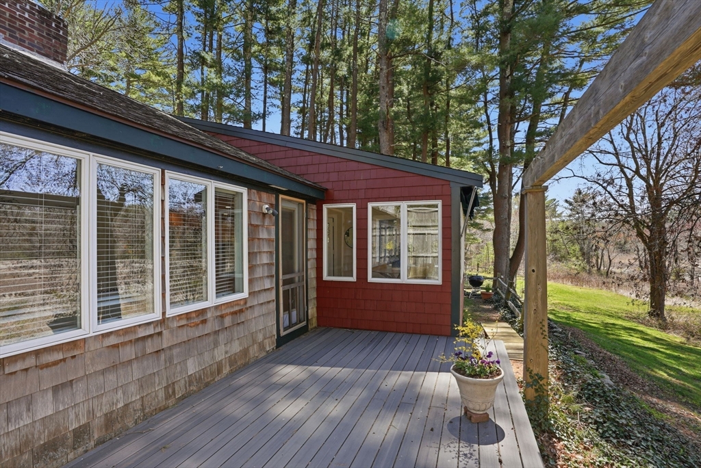 512 Spring Street Marshfield, MA 02050 - Photo 23 of 34