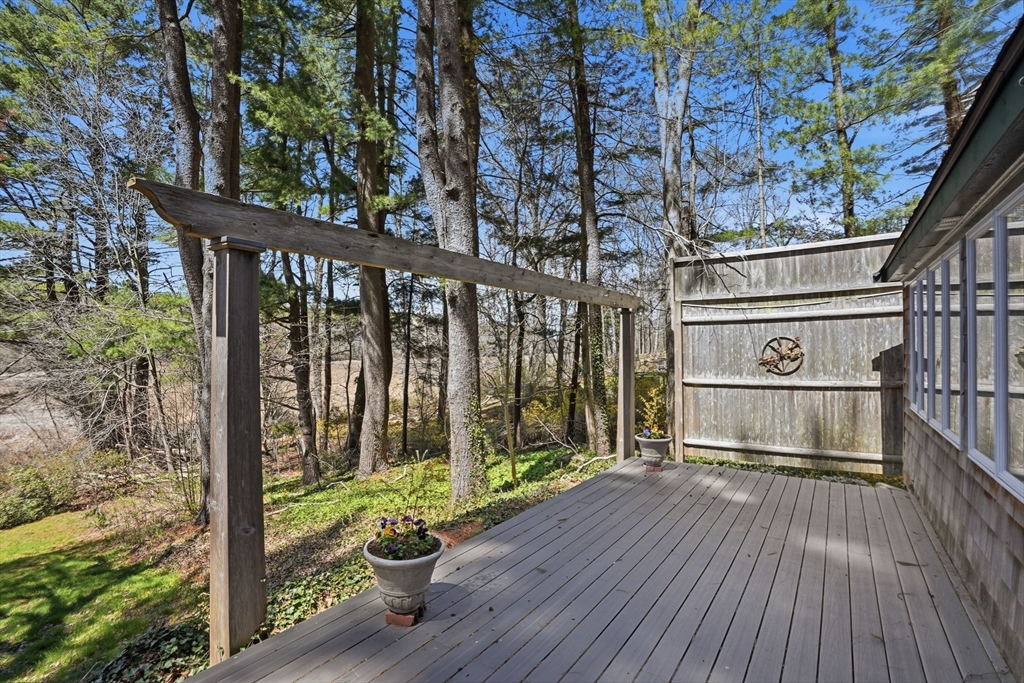 512 Spring Street Marshfield, MA 02050 - Photo 25 of 34