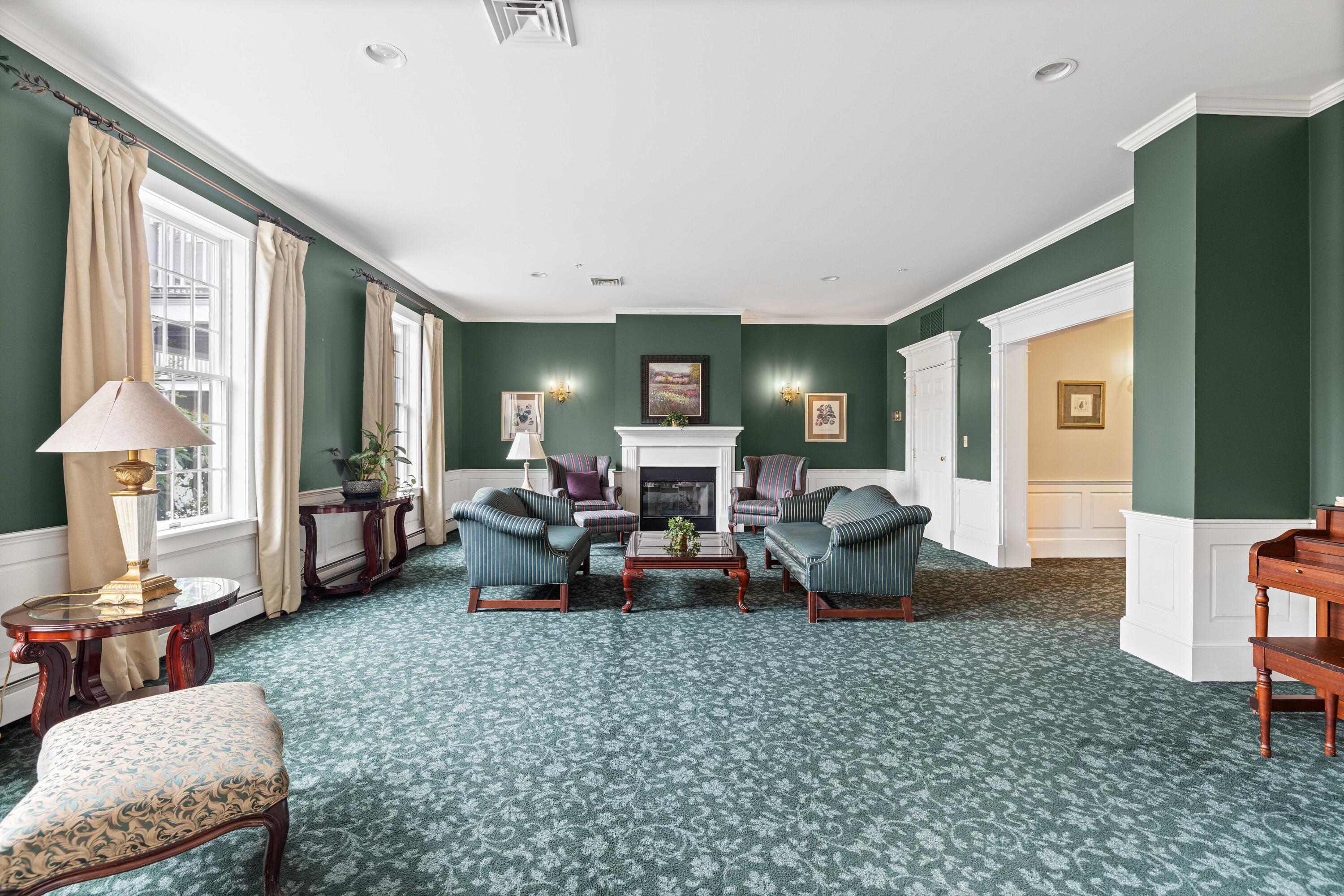 106 Farragut Way, Unit 366 Kennebunk, ME 04043 - Photo 45 of 53 Sitting Room