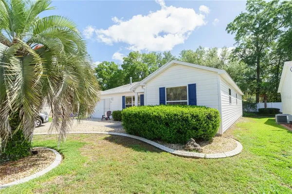 $320,000 | 16980 Southeast 96th Chapelwood Circle, The Villages, FL 32162