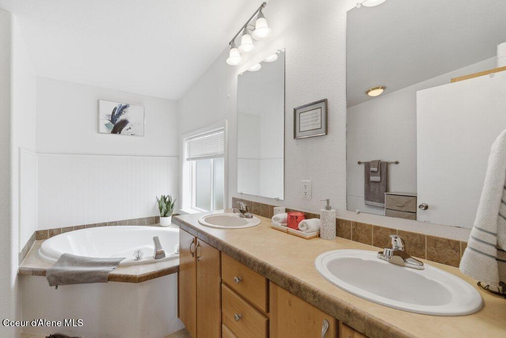 3093 West Highway 53, Unit 20 Rathdrum, ID 83858 - Photo 18 of 29 023-3093Idaho53-20-Rathdrum-ID-83858-SMA