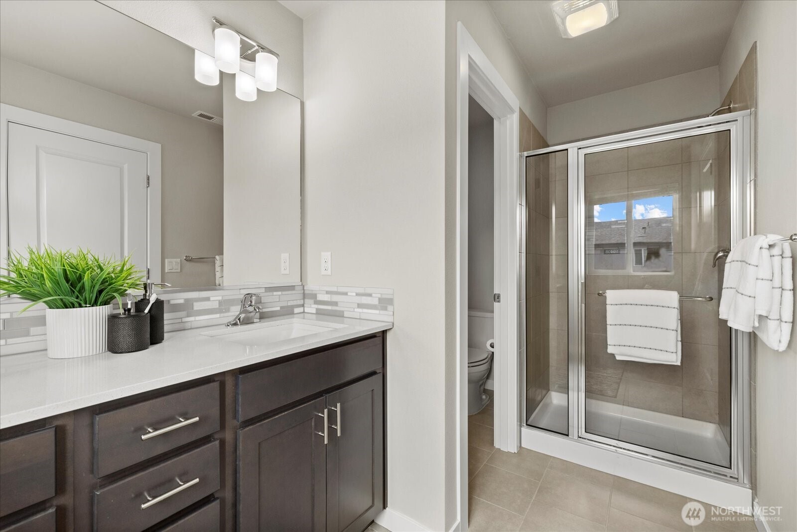 19404 36th Avenue Southeast, Unit D Bothell, WA 98012 - Photo 18 of 33