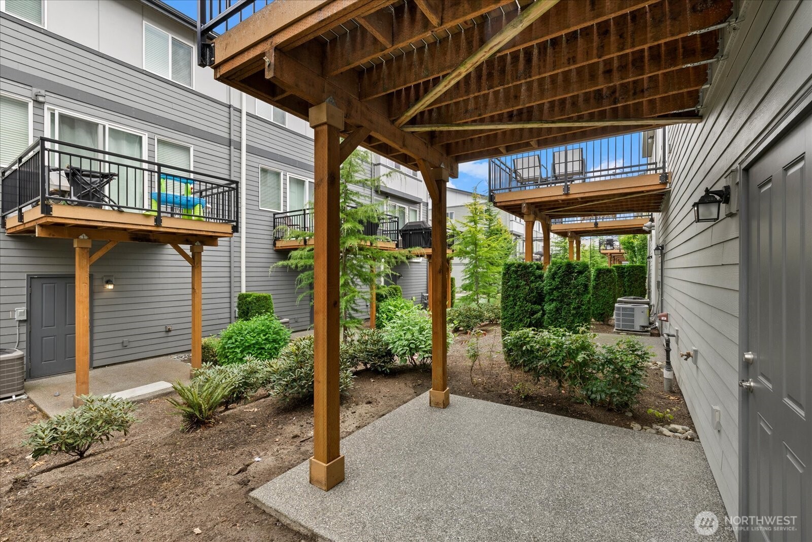 19404 36th Avenue Southeast, Unit D Bothell, WA 98012 - Photo 24 of 33