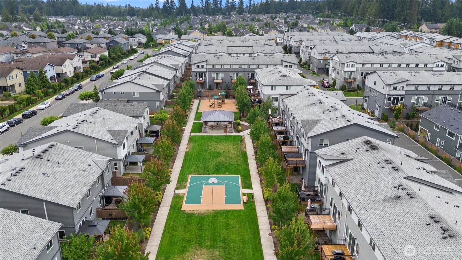 19404 36th Avenue Southeast, Unit D Bothell, WA 98012 - Photo 30 of 33