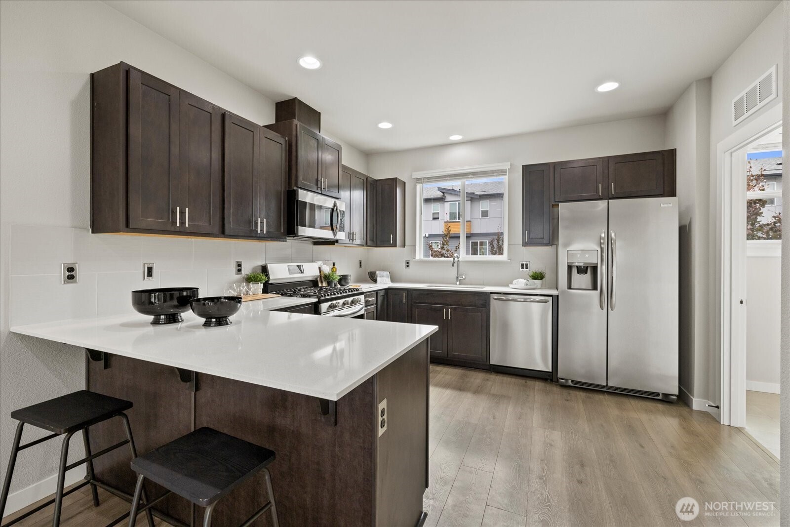 19404 36th Avenue Southeast, Unit D Bothell, WA 98012 - Photo 8 of 33