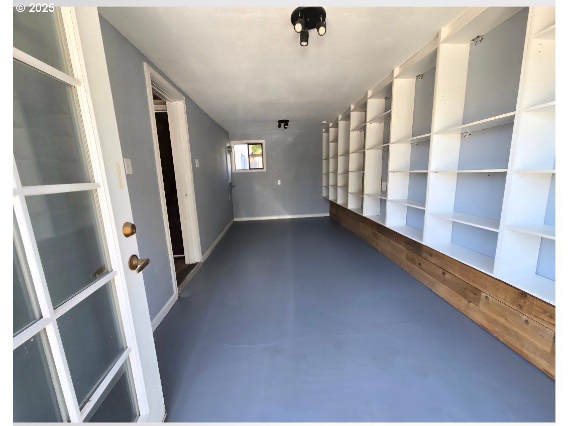 57036 Wamic Market Road Wamic, OR 97063 - Photo 8 of 31 a view of an entryway with a window