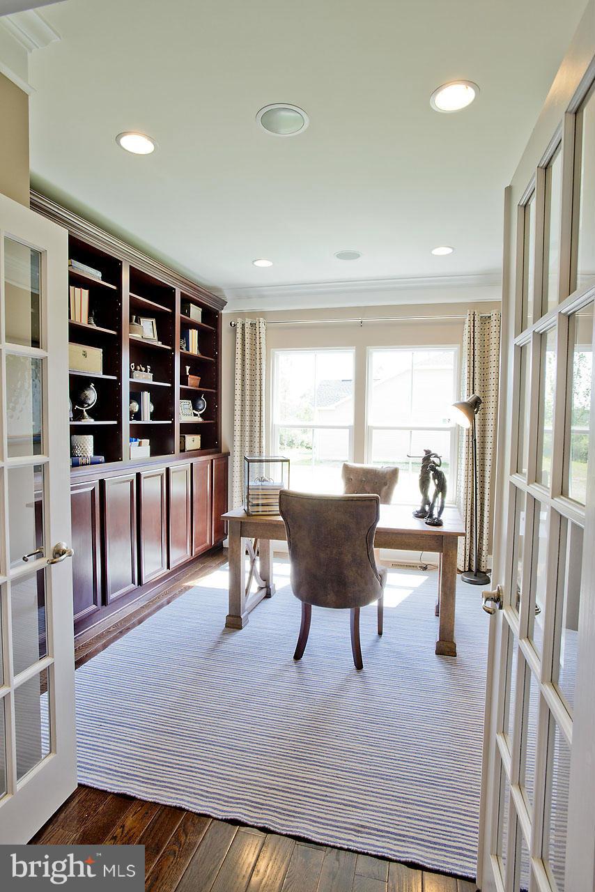 GREAT AREA FOR STUDY/OFFICE