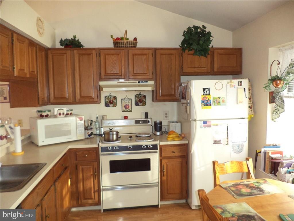 115 Jennings Road Manahawkin, NJ 08050 - Photo 3 of 17 Gallery Image 3
