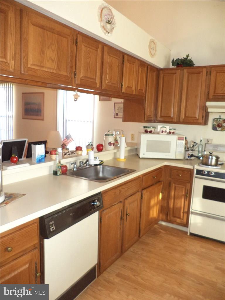 115 Jennings Road Manahawkin, NJ 08050 - Photo 4 of 17 Gallery Image 4