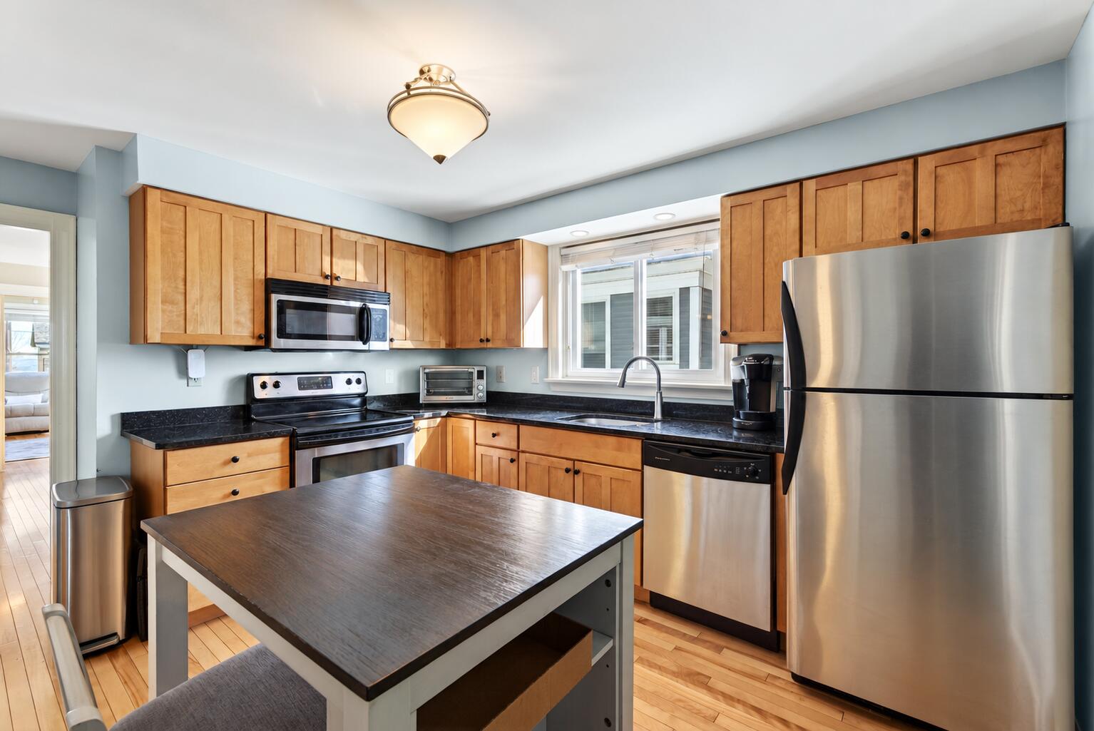 80 Vesper Street, Unit 2 Portland, ME 04101 - Photo 9 of 23 80 Vesper Street 2, Portland