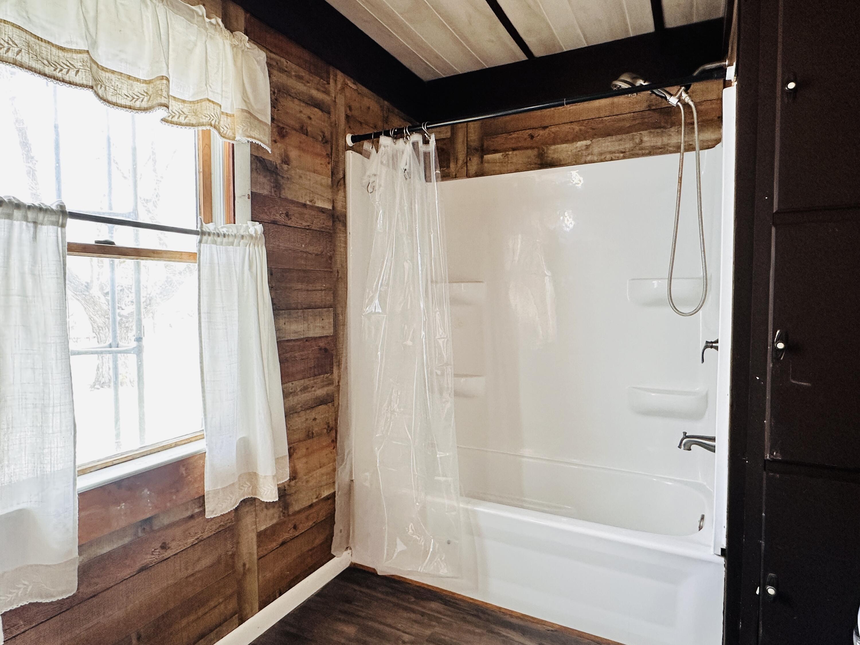 8042 Short Street Clinton, MI 49236 - Photo 17 of 31 IMG_2927