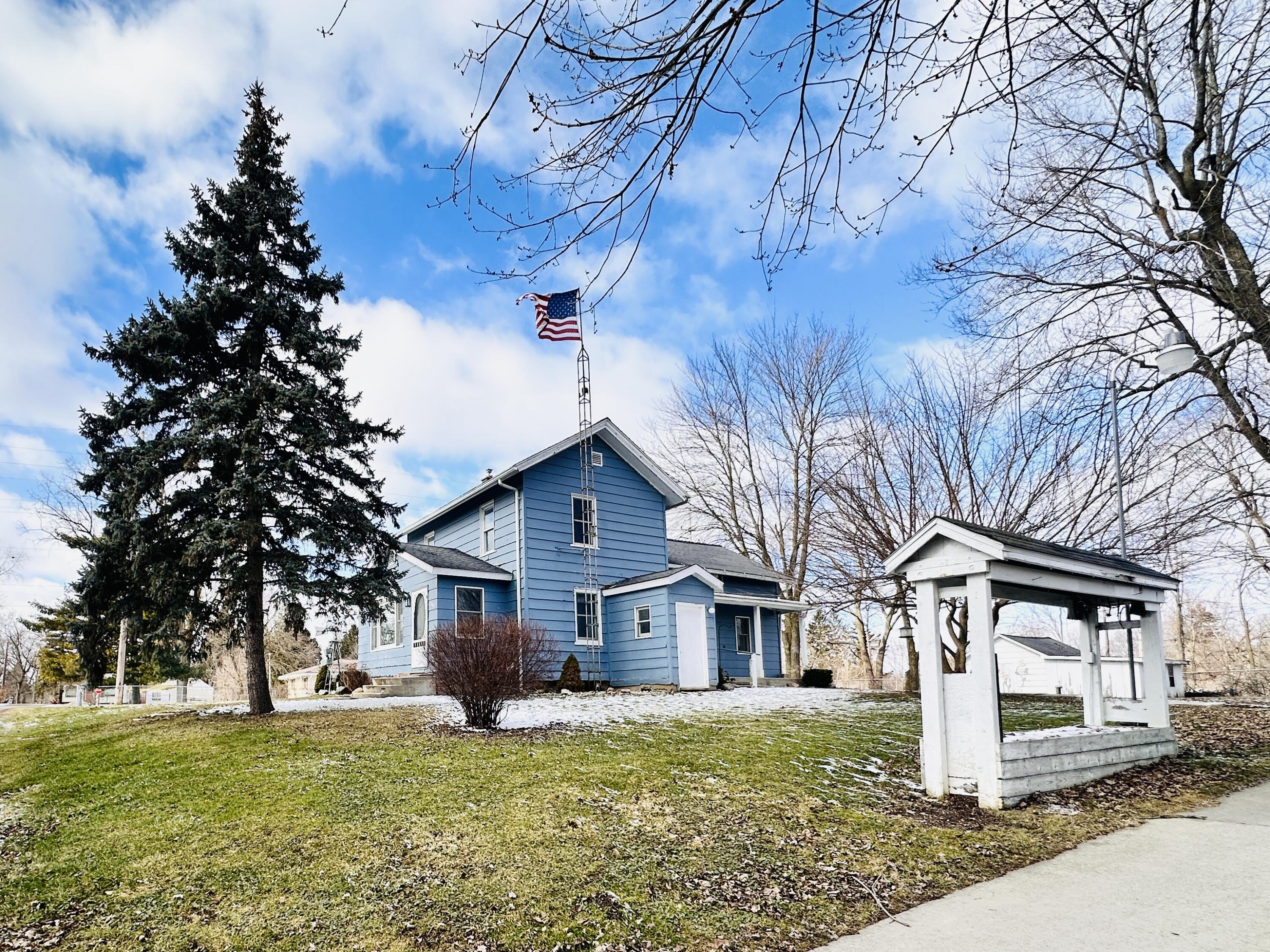 8042 Short Street Clinton, MI 49236 - Photo 3 of 31 IMG_3010