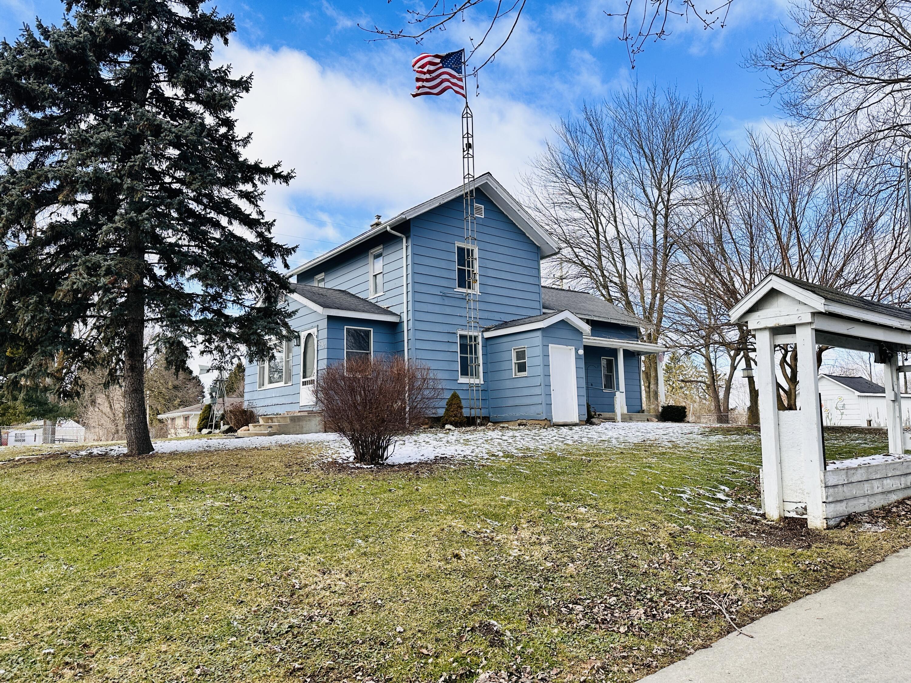 8042 Short Street Clinton, MI 49236 - Photo 4 of 31 IMG_3008