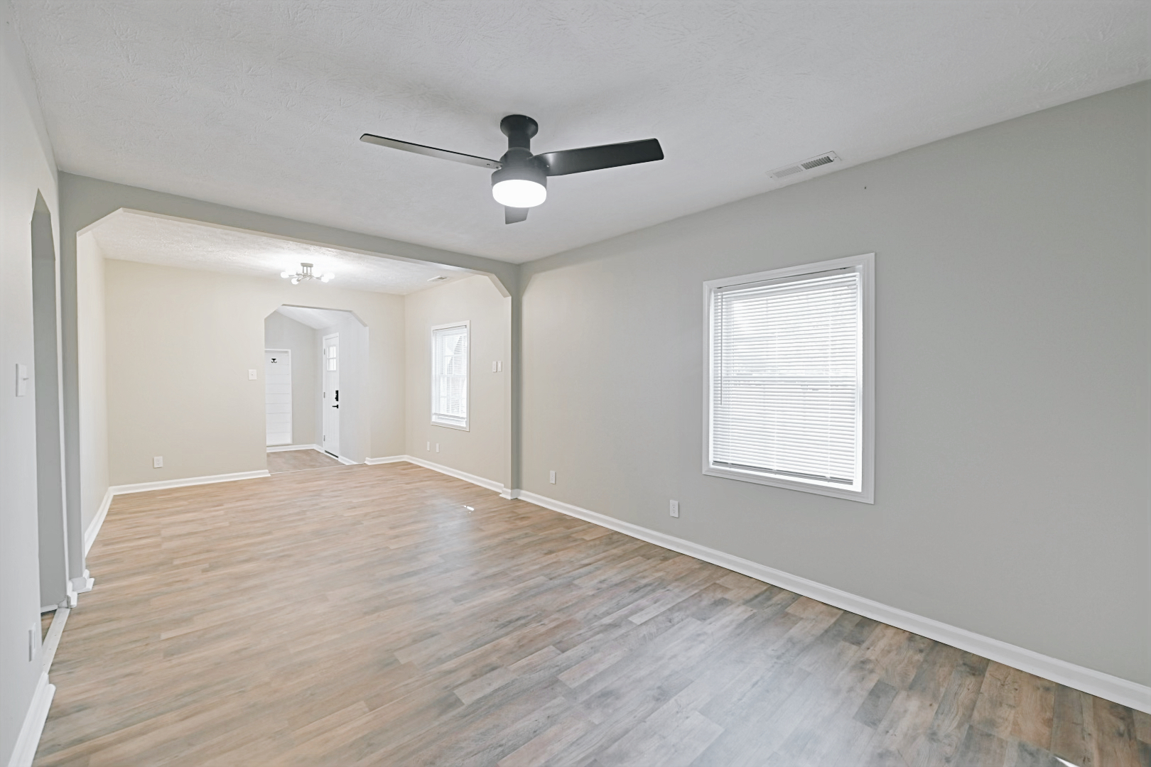 4028 Cossell Road Indianapolis, IN 46222 - Photo 16 of 29 Gallery Image 16