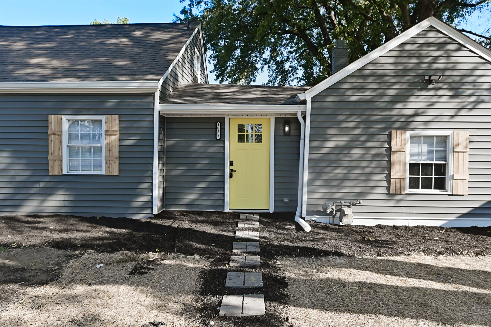 4028 Cossell Road Indianapolis, IN 46222 - Photo 2 of 29 Gallery Image 2