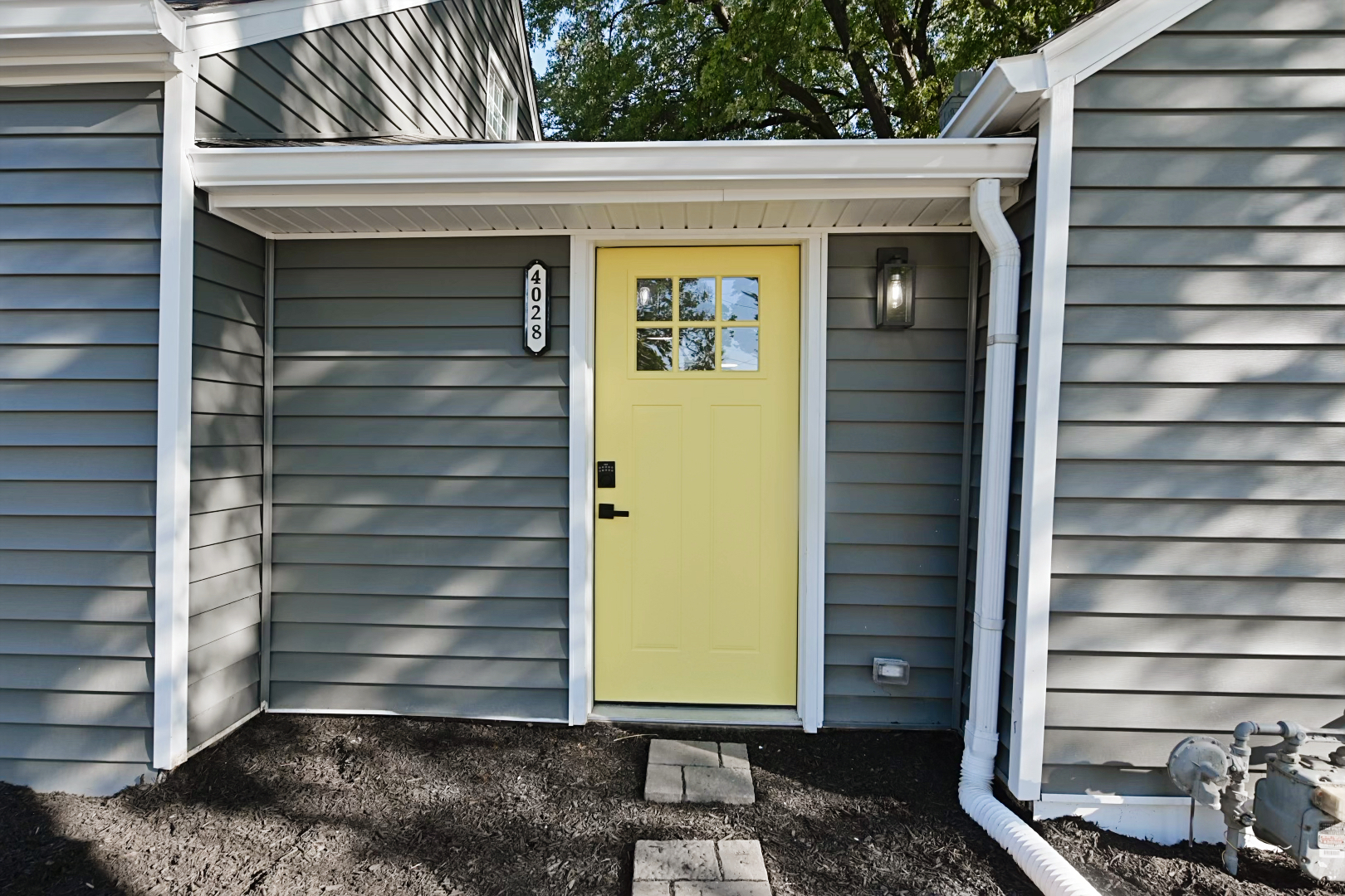 4028 Cossell Road Indianapolis, IN 46222 - Photo 3 of 29 Gallery Image 3