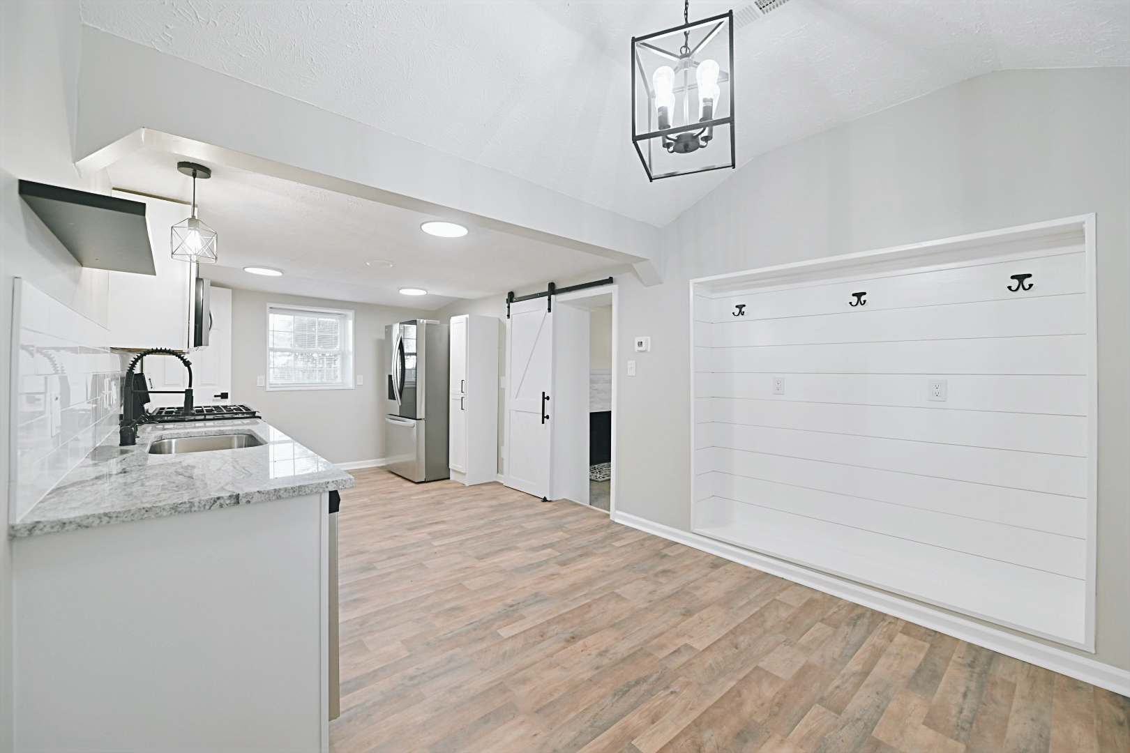 4028 Cossell Road Indianapolis, IN 46222 - Photo 5 of 29 Gallery Image 5