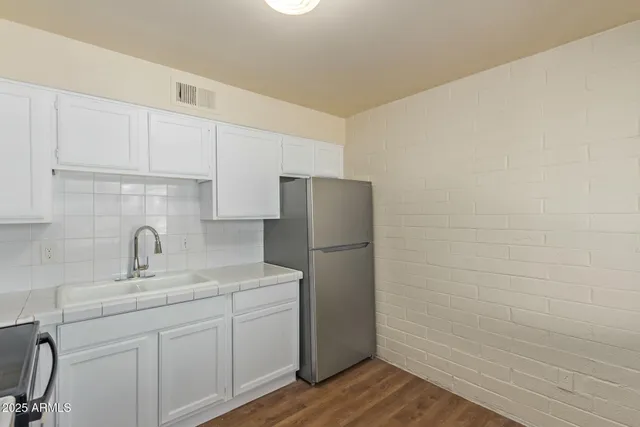 $1,150 | 3415 East Earll Drive, Unit 7, Phoenix, AZ 85018