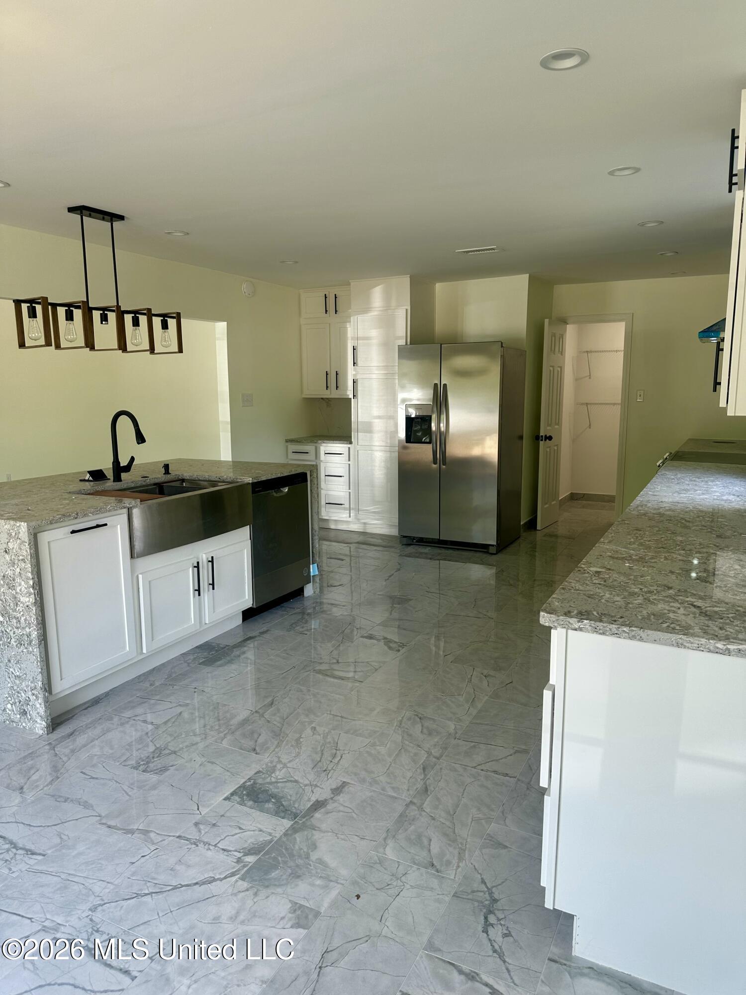 209 Elm Road Batesville, MS 38606 - Photo 6 of 18 IMG_5115