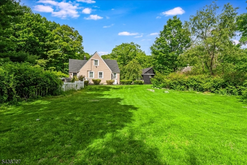 373 Green Road Sparta, NJ 07871 - Photo 33 of 40