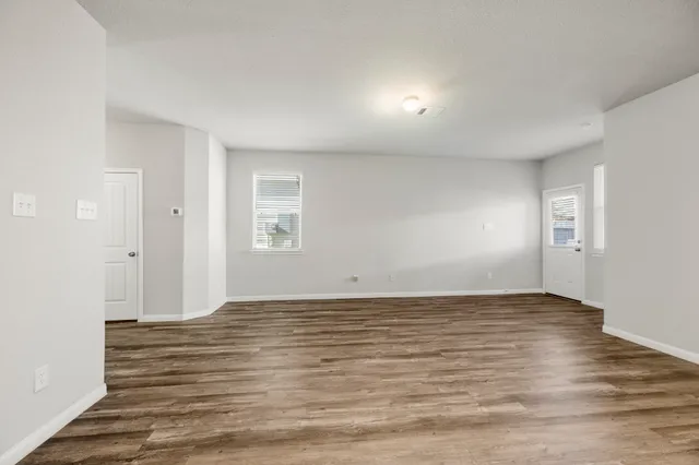 $250,000 | 3571 Cannon Drive, Conroe, TX 77301