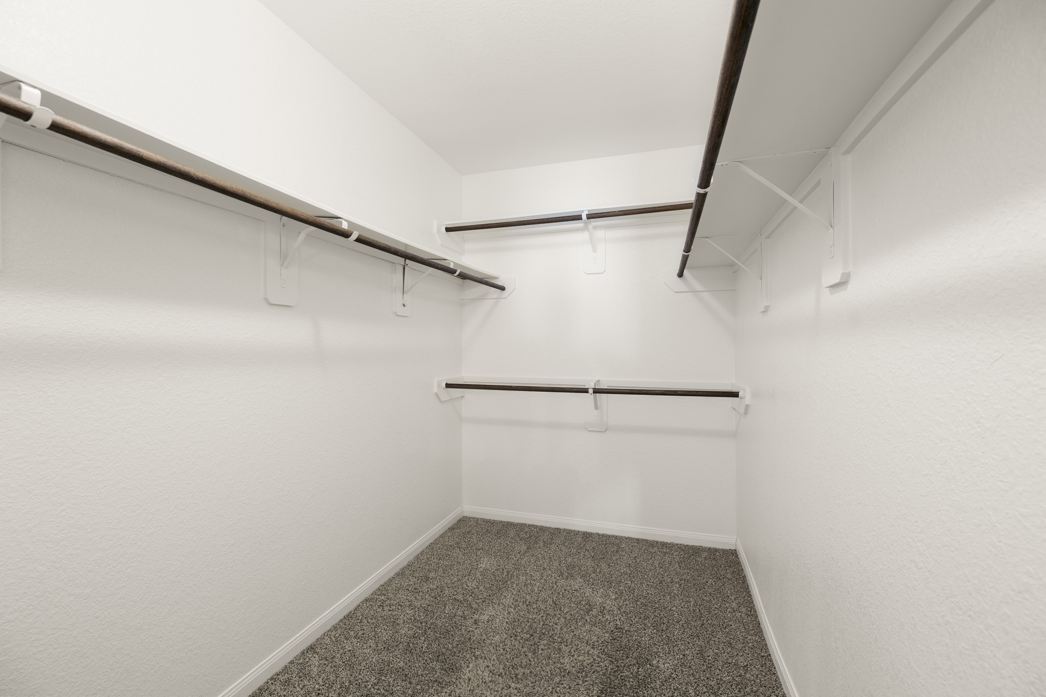 3571 Cannon Drive Conroe, TX 77301 - Photo 18 of 39 Primary walk-in closet