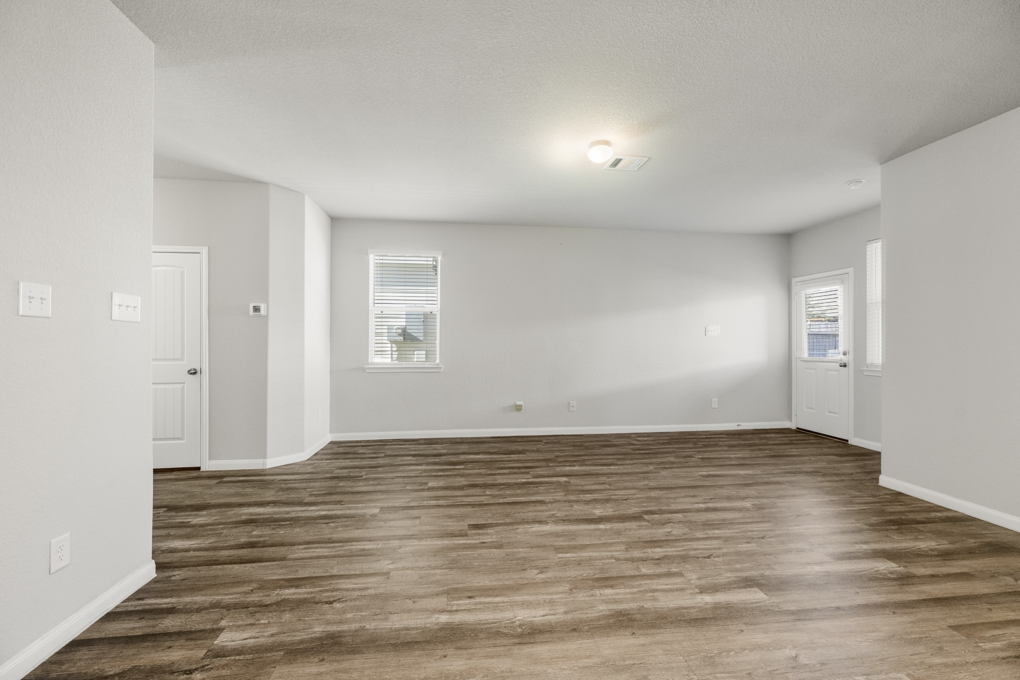 3571 Cannon Drive Conroe, TX 77301 - Photo 5 of 39