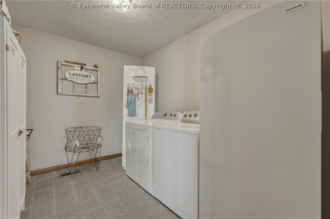 376 Cash Lane Winfield, WV 25213 - Photo 20 of 49 Gallery Image 20